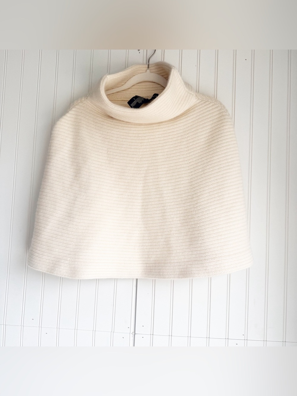 Ralph Lauren Black Label Size L Cashmere Blend Cream Turtle Neck Poncho Cape